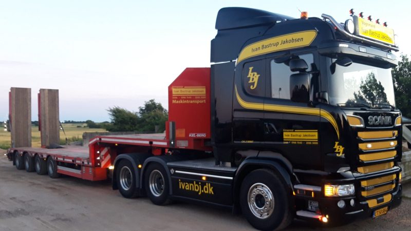 Scania 580 m. 4 aksel blokvogn m. 4 meter udtrænk og forbredning
